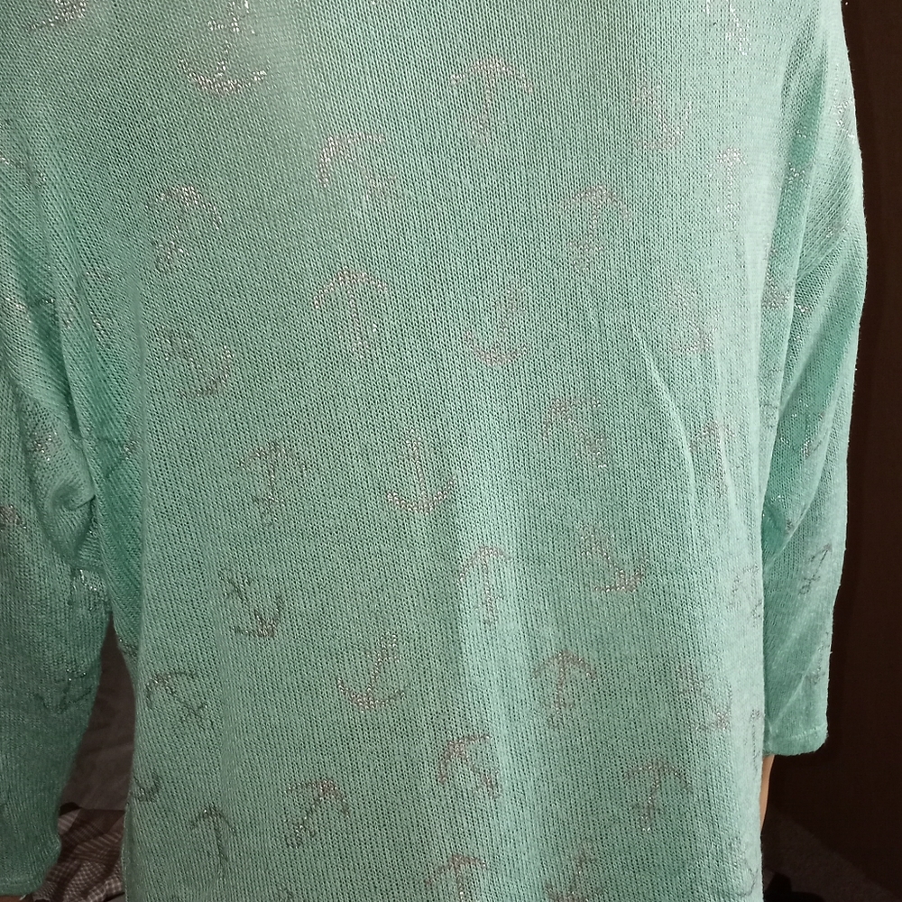 Sweater - Picture 2 of 4